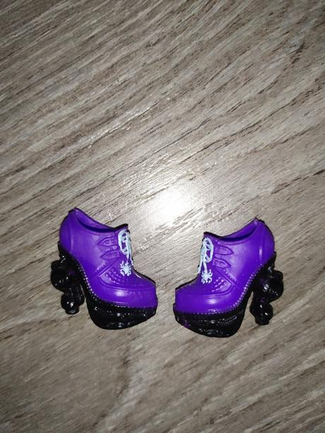 Monster high topanky twyla, 