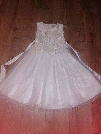 Saty na prvé sväté prijímanie, 134