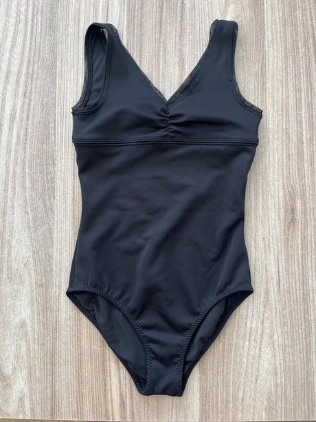 Gymnastický dres, 134