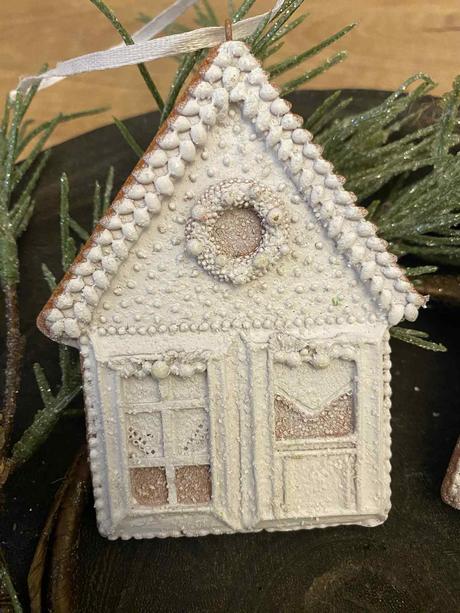 Medovník domček - perník s bielou polevou 2 ks, 