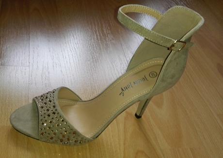 Sandálky, deichmann,40