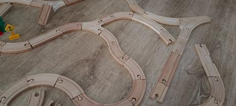 Drevená vláčiková zostava 76 ks, zn.carousel, 