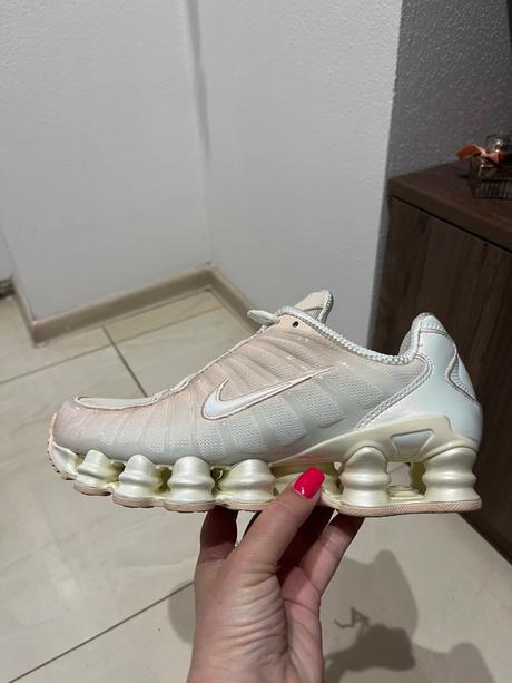 Nike shox kremova, nike,39