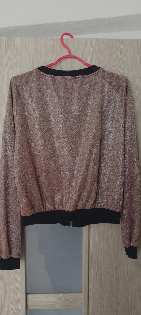 Predám dámsku lesklú bundu, s