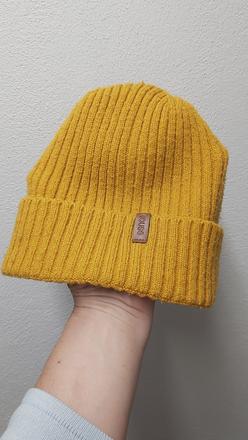 Čiapka zimná horčicovej/okreovej farby zn. house, house