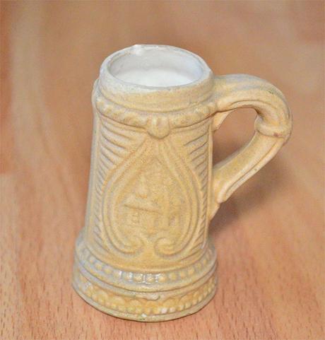 Ozdobny mini korbel,