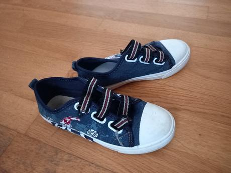 Chlapčenské tramky, 33