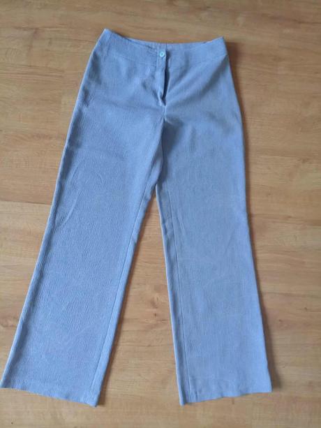 Dámsky nohavicový kostým, m