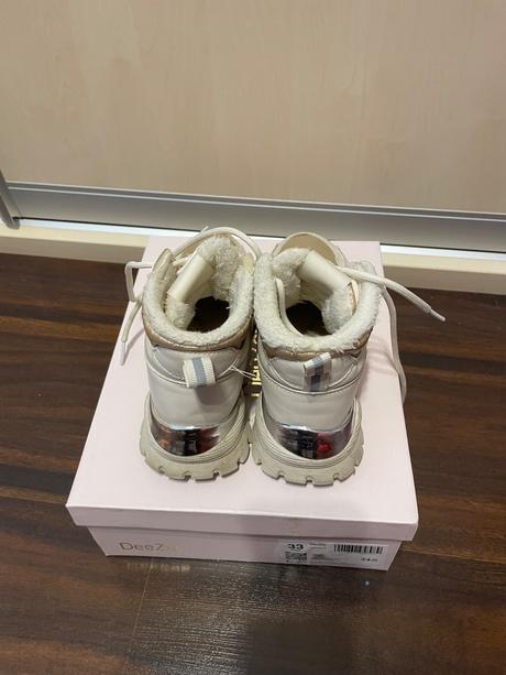 Dievčenské zimné topánky, 33