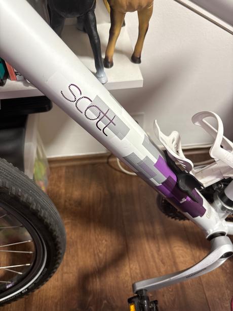 Bicykel, scott,18