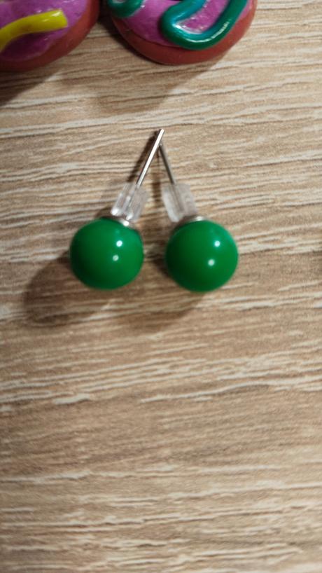 6 párov náušníc, 