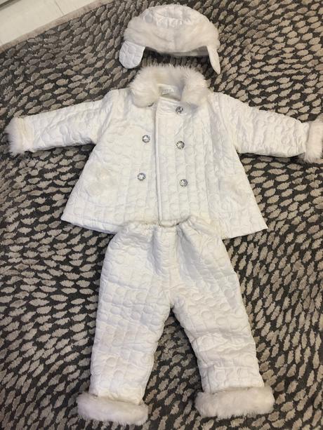 Krasny zimny komplet, 86