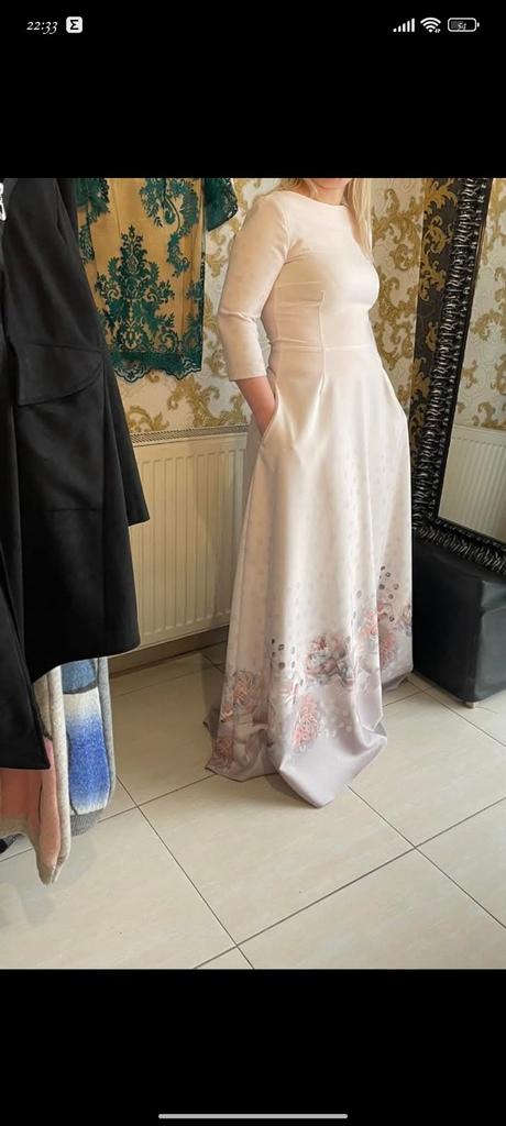 Spoločenske/svadobné šaty, 40