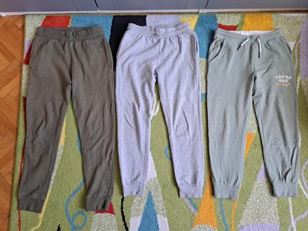 Chlapčenské tepláky 146/152, 146