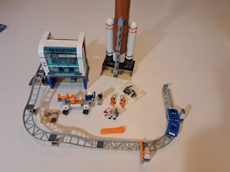 Lego 60228 štart vesmírnej rakety,