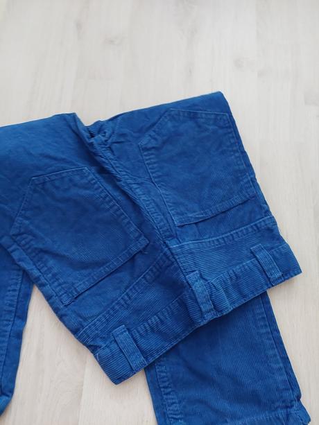 Menčestrové tenké nohavice č.110, 110