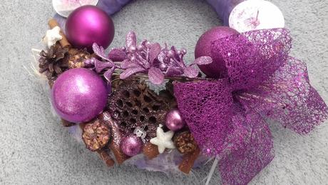 Vianocny adventny veniec - fialovy, 