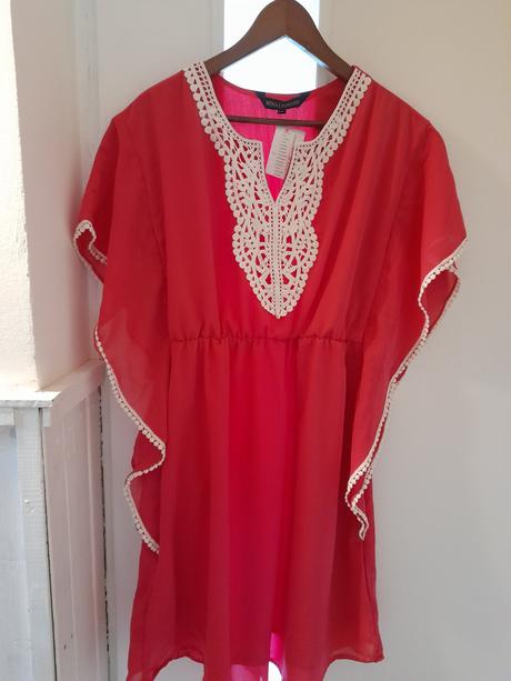 Pekné ružové šaty, m