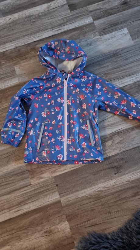 Bunda do dažďa, lupilu,98