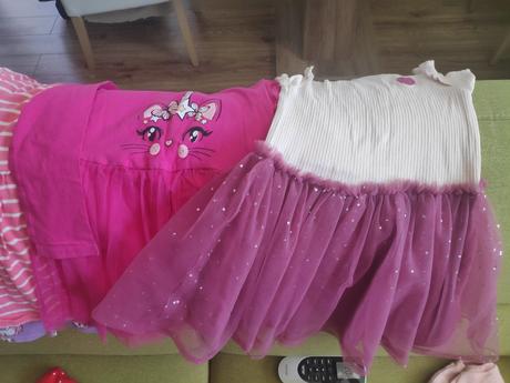 Balik oblecenia vel.110-116, 104–116