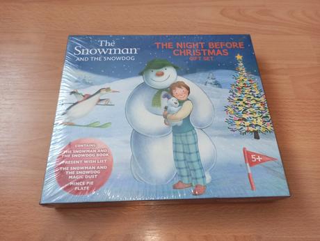 The snowman snowdog gift set,