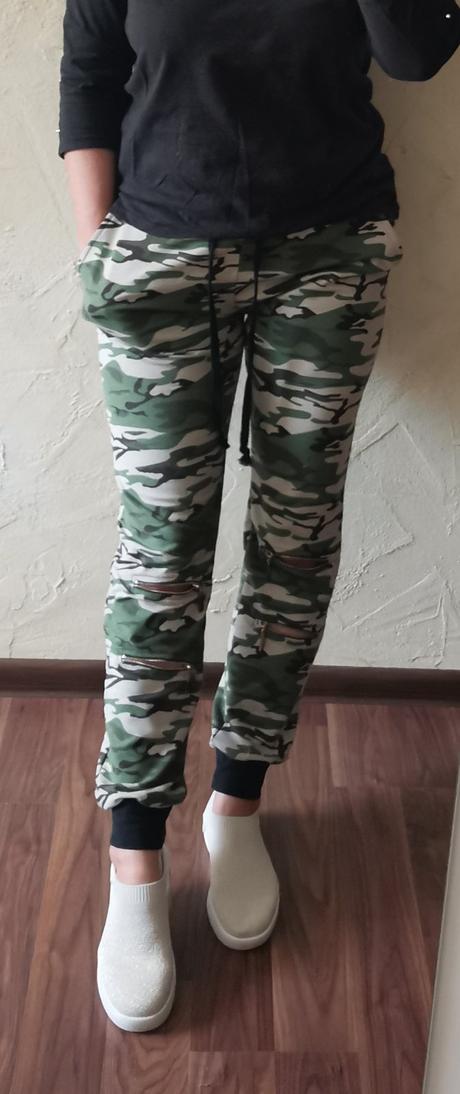 Nohavice-tepláky kamufláž, m / s