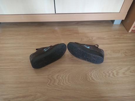 Kožené semišové tenisky zn.sketchers veľ. 34, skechers,34