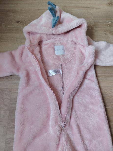 Rozkošný huňatý ružový overal s kapucňou dráčik, next,92