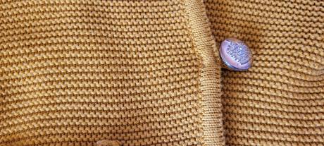 Krásny úpletový svetrík, 62