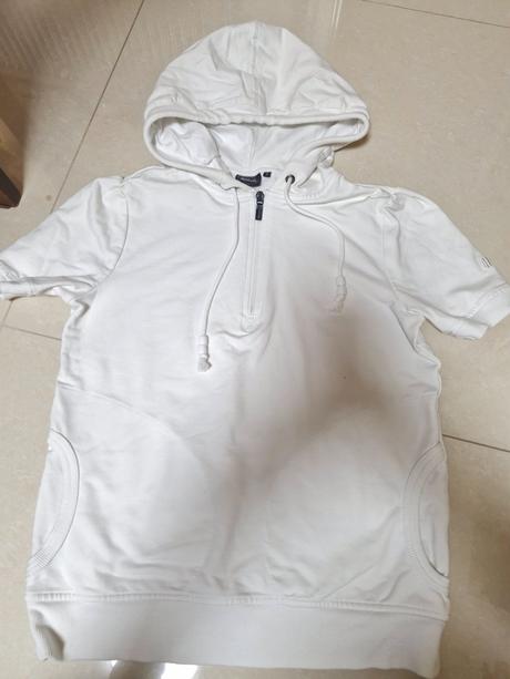 Mikina s krátkym rukávom, s