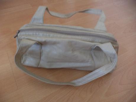 Damska kremova kabelka ,