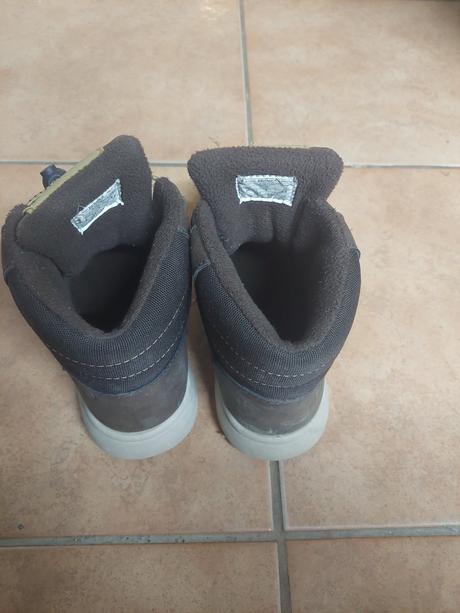 Zimne tenisky, dunlop,35