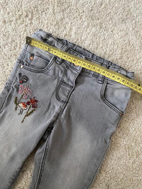 Rifle next s kvetinovou výšivkou, next,86