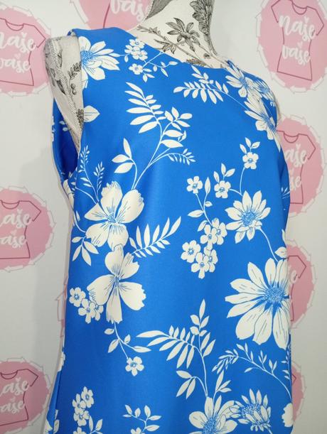 Modro biele šaty vince camuto, l