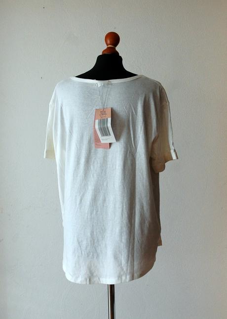 Štýlové biele tričko s flitrovým nápisom, 4xl