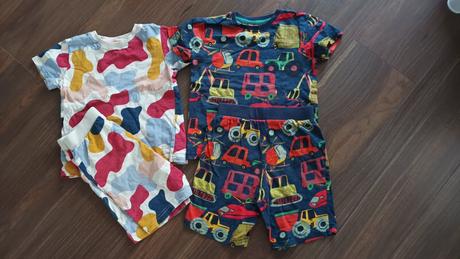 Next pyzama vel. 104, next,104