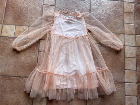 Úžasne tylove saty, pompdelux,122