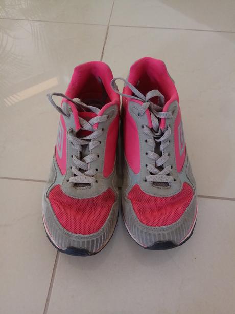 Dievčenské tenisky, umbro,37