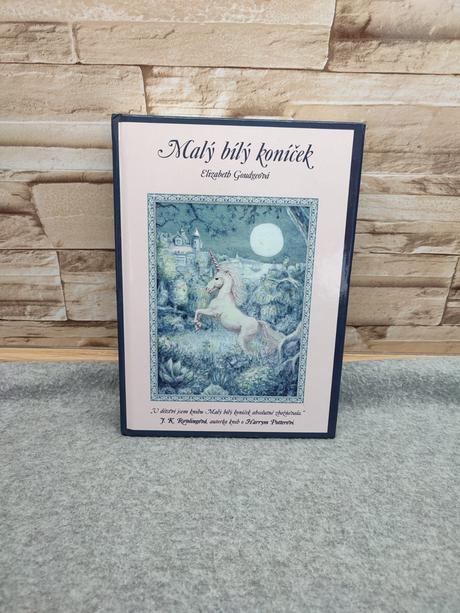 Malý bílý koníček cz - elizabeth goudge, 