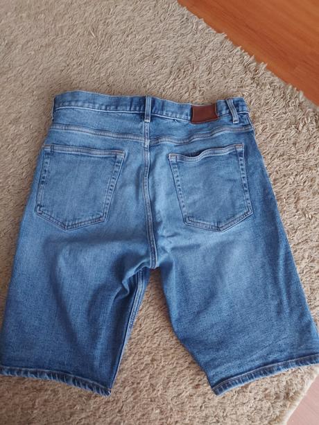 Šortky, h&m,32
