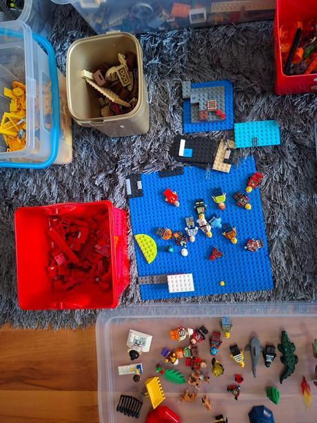 Lego,