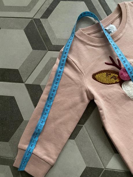 Lindex nadherna mikinka, lindex,92