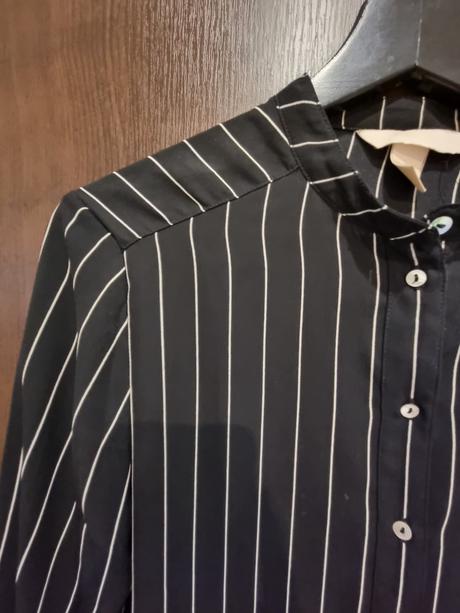 Čierna pruhovaná blúzka h&m conscious, h&m,34