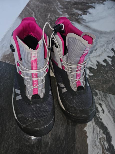 Topánky na turistiku, quechua,36