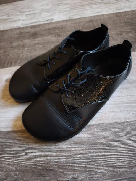 Čierne barefoot poltopánky shapen fleur 39, 39