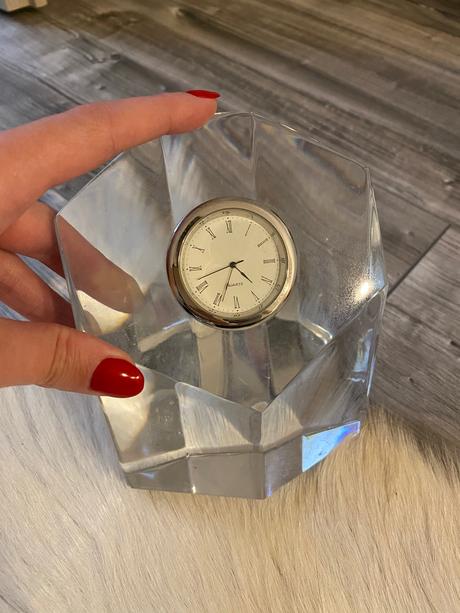 Hodinky sklo, 