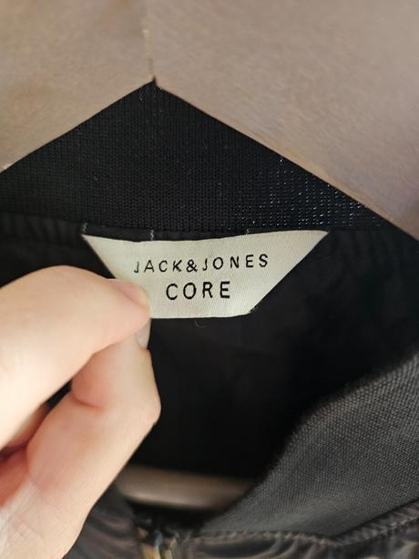 Pánska tenká bomber bunda jack & jones, m