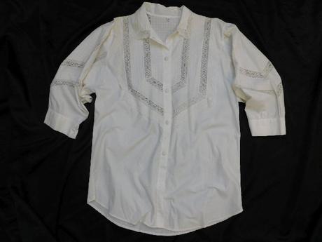 Velmi pekna vintage bluzka ku kroju, 42