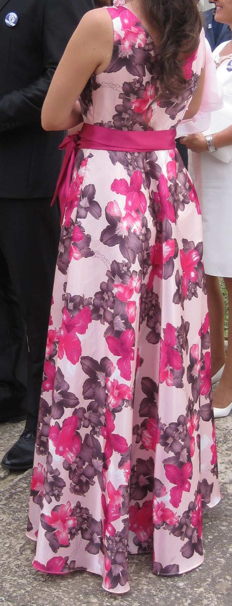 Spolocenske saty cyklamen kvety, 40