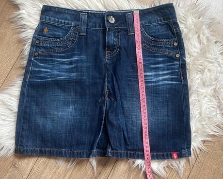 Sukña esprit, esprit,s